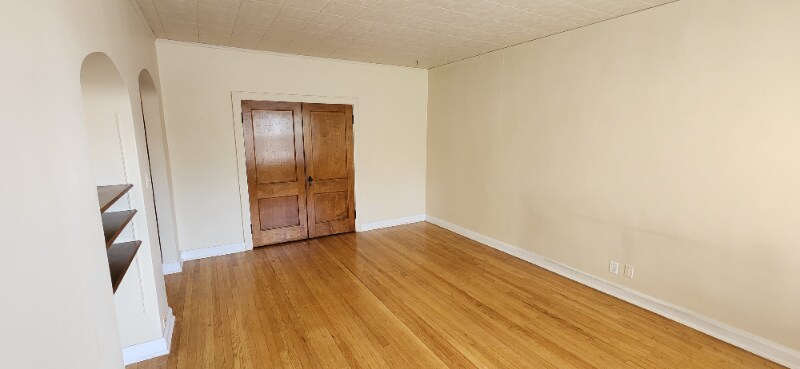 Building Photo - 1429 Martha Washington Dr