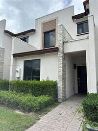 Building Photo - 21430 NE 3rd Pl