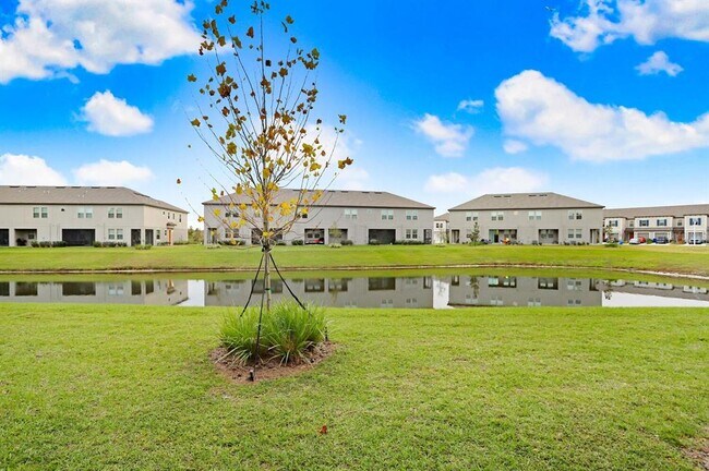 Building Photo - 31894 BLUE PASSING Loop