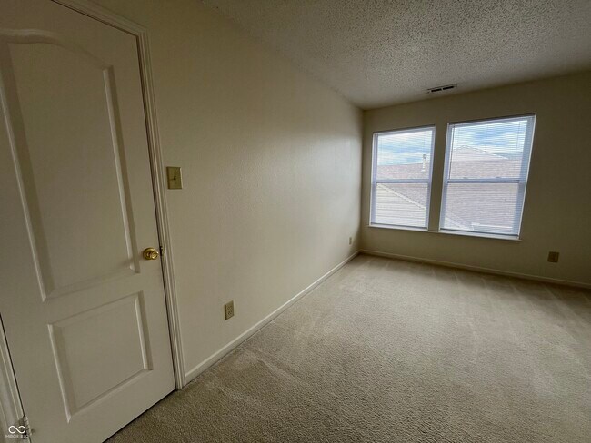 Building Photo - 6146 Big Stone Dr