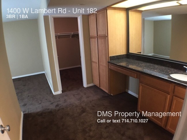 Building Photo - 1400 W Lambert Rd