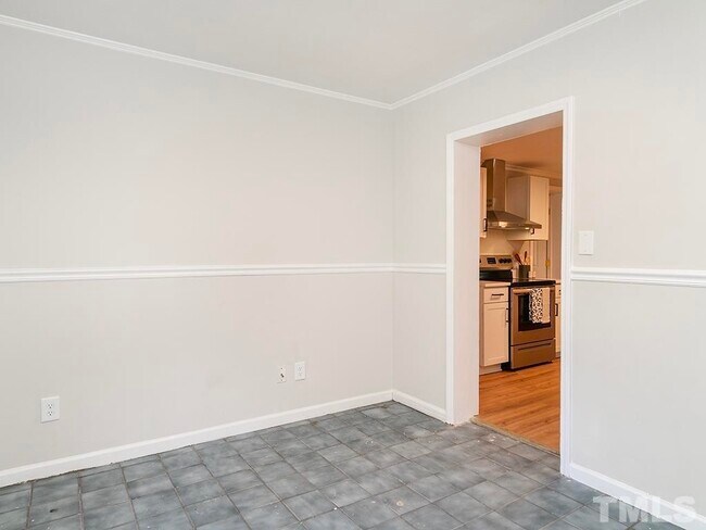 Building Photo - 234 Hatch St