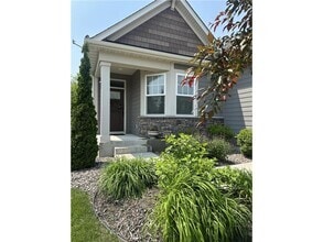 Building Photo - 4565 Zircon Ln N