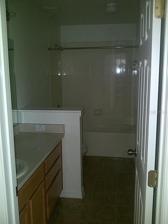 Building Photo - 681 Cresting Oak Cir