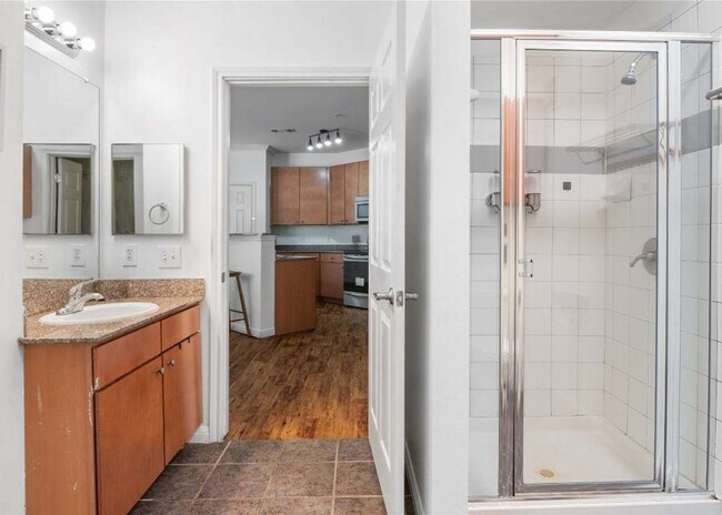 Building Photo - PRE-LEASE 2025/2026: Poolside 2-Bedroom, 2...