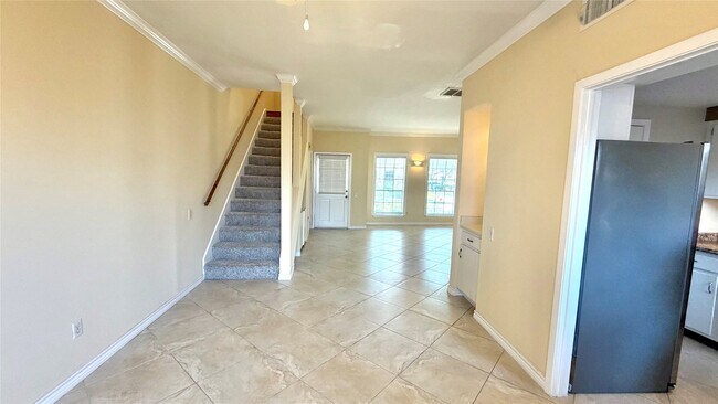Building Photo - 11710 Southlake Dr