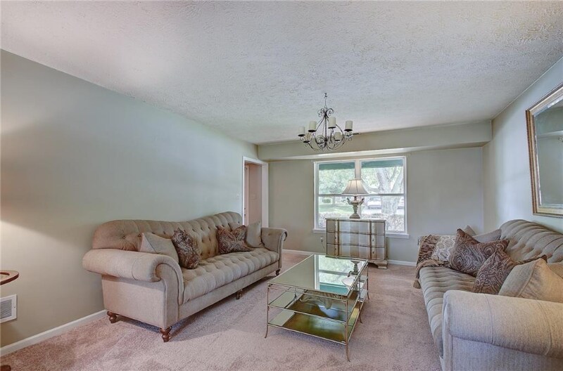 Building Photo - 6750 Wild Cherry Dr