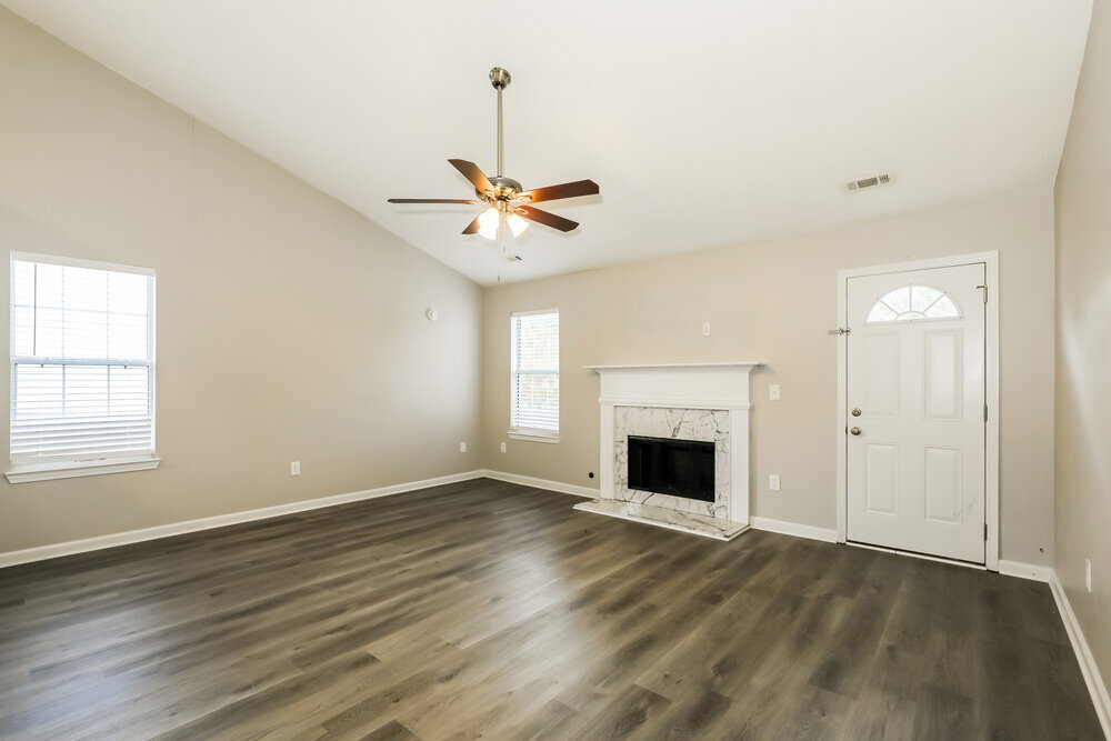 Building Photo - 11752 Spring Lake Way