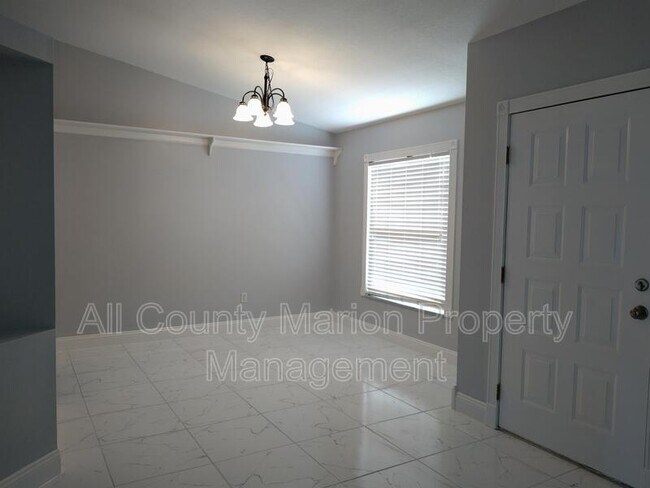 Building Photo - 475 NE 35th St