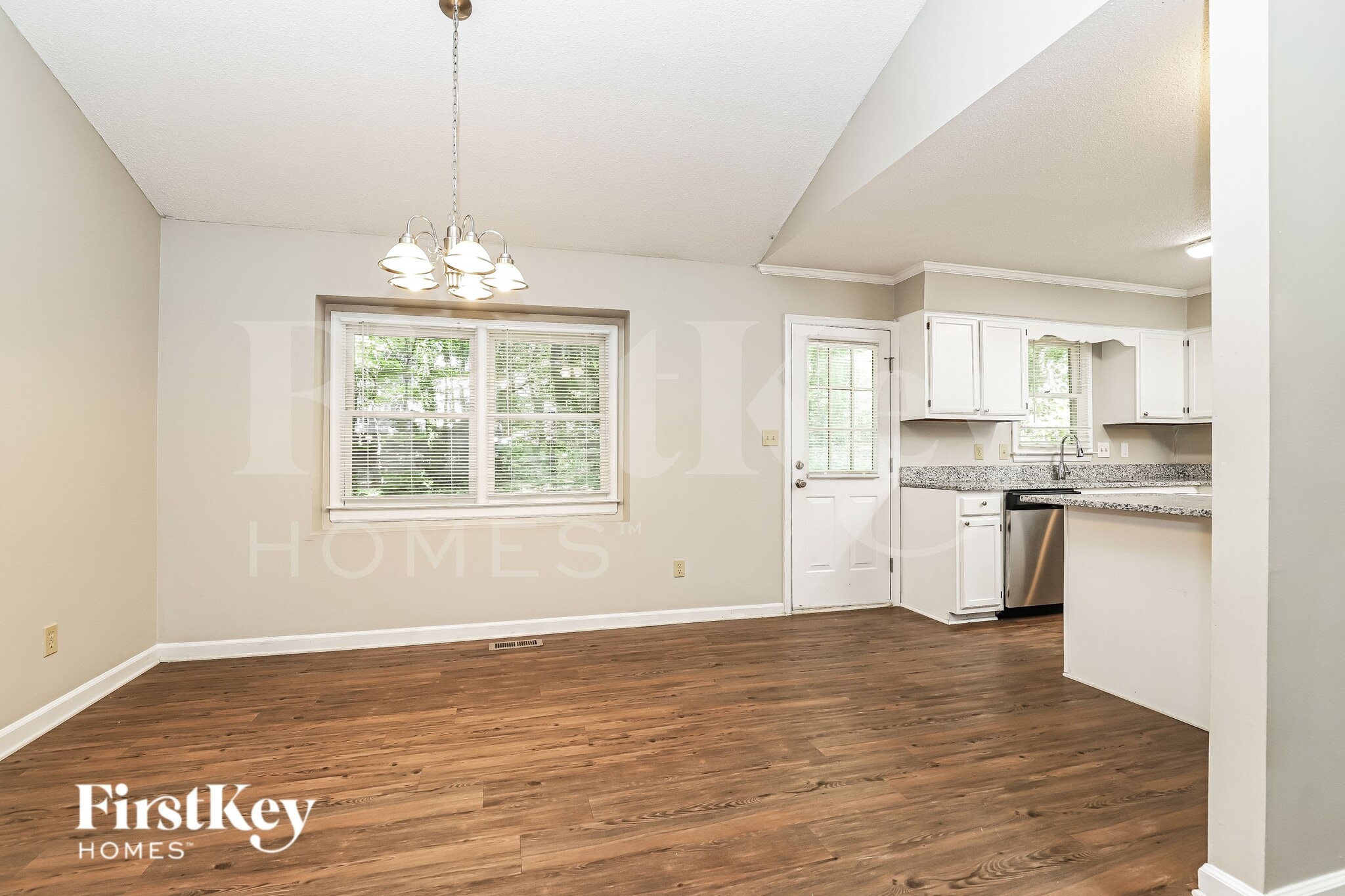 Building Photo - 3007 Amidon Dr