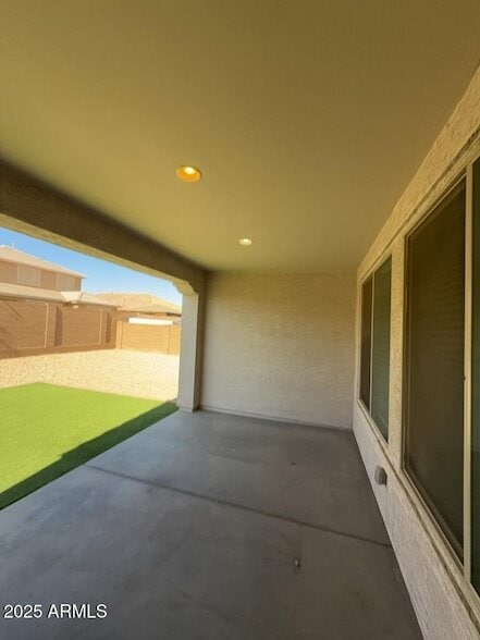 Building Photo - 19928 W Buchanan St