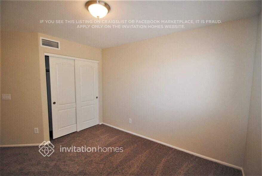 Building Photo - 519 N 167th Dr