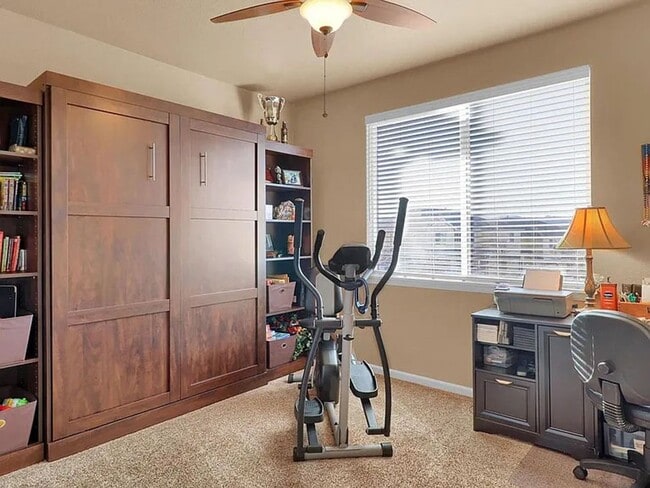 Building Photo - Quiet & Clean 2 bed / 2 bath Condo with Garage