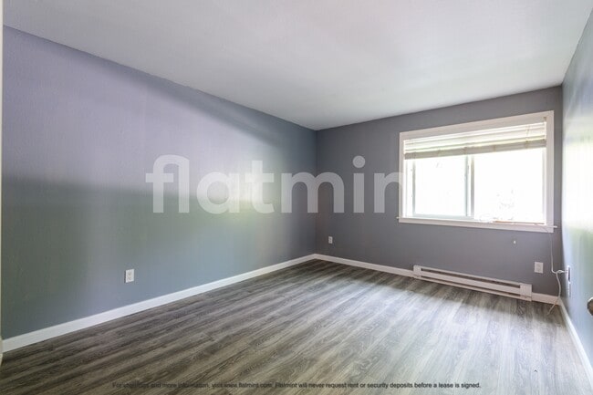 Building Photo - 12636 100th Ln NE