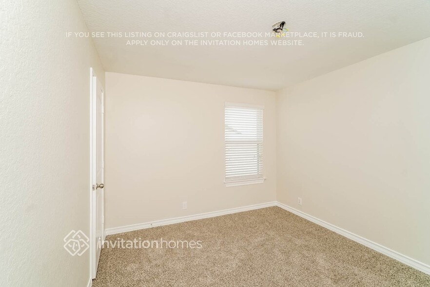 Building Photo - 8907 Taylor Grv