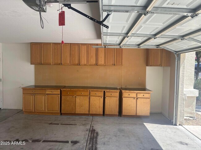Building Photo - 24604 N 65th Ave