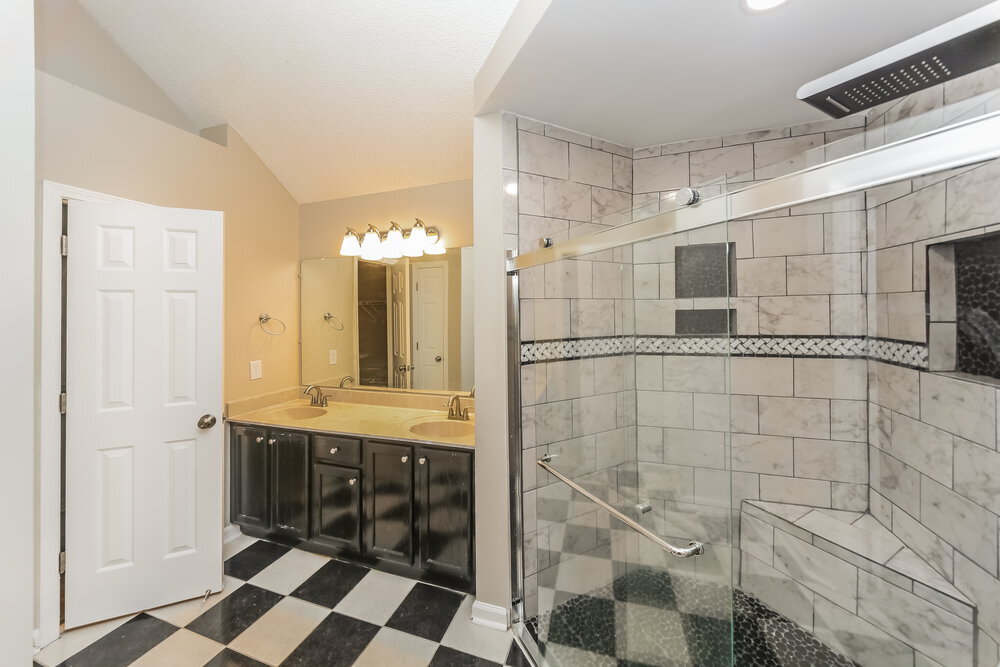 Building Photo - 12923 Fox Ridge Ln