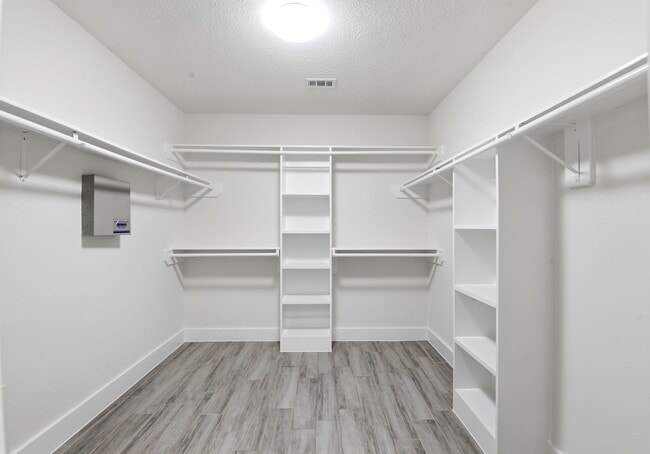 Building Photo - 26218 Cypresswood Dr