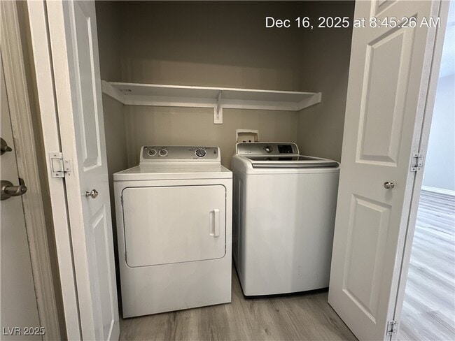 Building Photo - 2665 Cottonwillow St