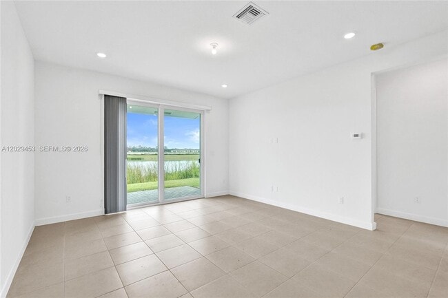 Building Photo - 3766 Harborside Ave
