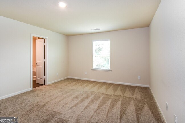 Building Photo - 138 Innis Brk Cir