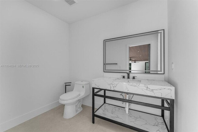 Building Photo - 7760 SW 125th Terrace