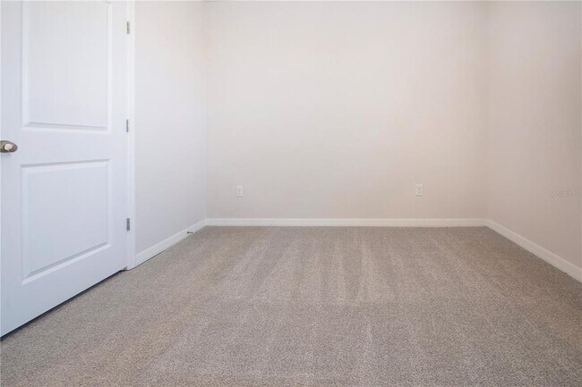 Building Photo - 3513 Hilltop Cir