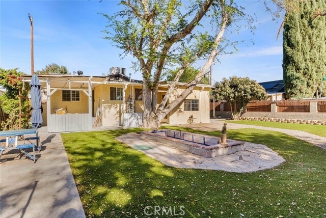 Building Photo - 19148 Saticoy St