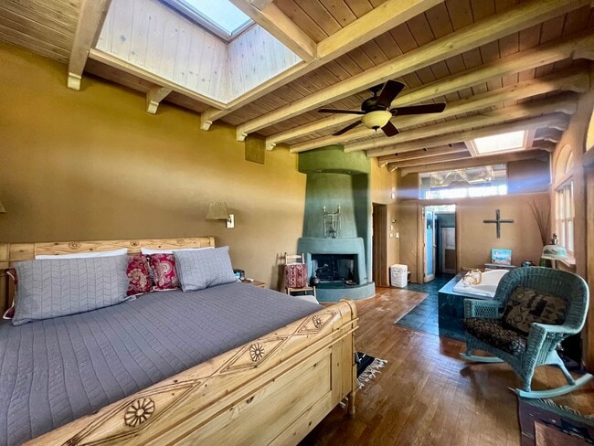 Building Photo - Furnished Golf Course Course Property