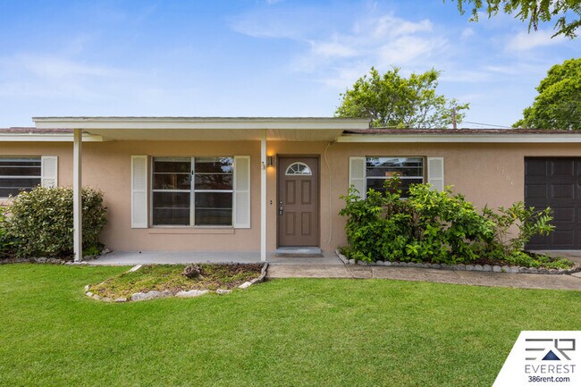 Building Photo - 1706 Western Rd