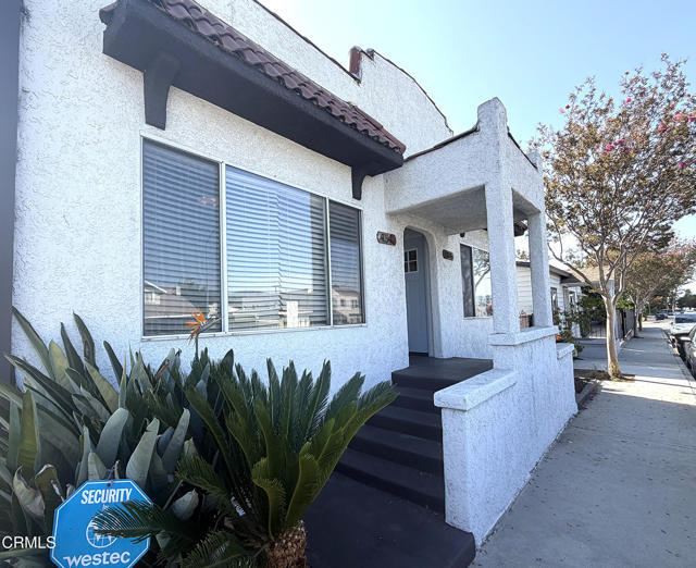 Building Photo - 156 S Pacific Ave