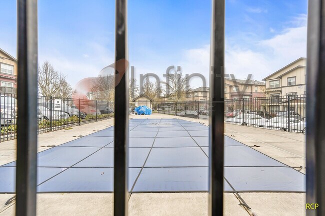 Building Photo - 22810 SW Forest Creek Dr