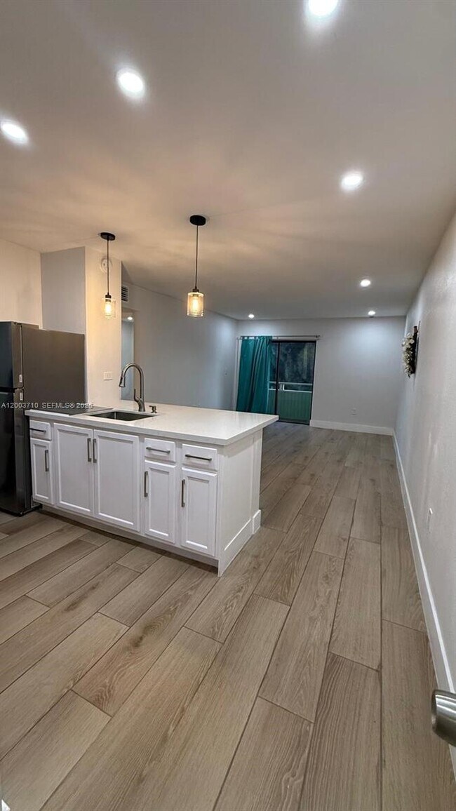 Building Photo - 17530 NW 68th Ave