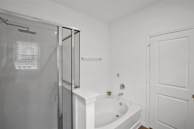 Building Photo - 234 Pine cavern dr