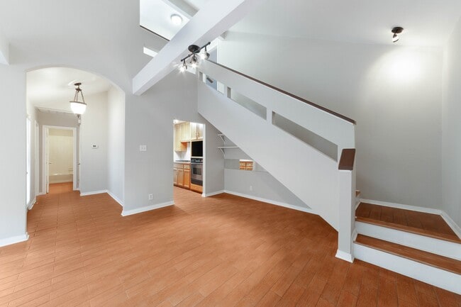 Building Photo - 6504 Cat Creek Trail