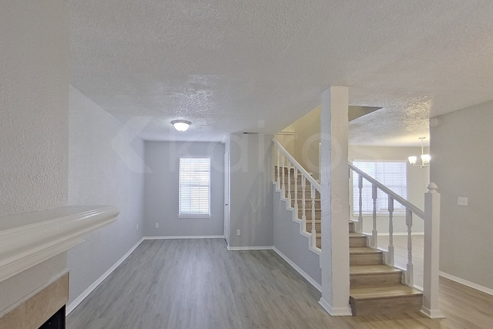 Building Photo - 2108 Woodnote Ln