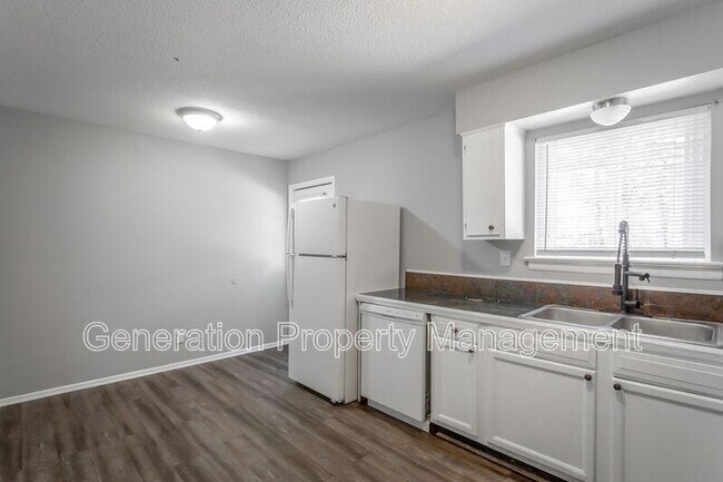 Building Photo - 1407 Mana Ln