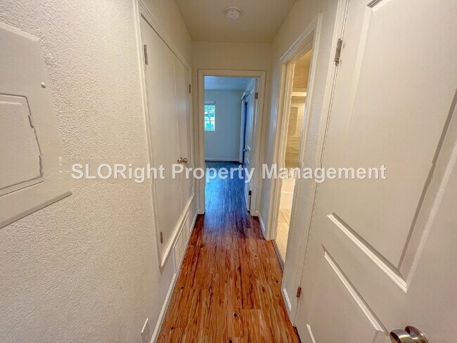 Building Photo - AVAILABLE AUGUST- Centrally Located SLO Townhome - 1 Bed / 1 Bath