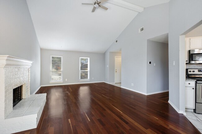 Building Photo - 128 Overbrook Dr