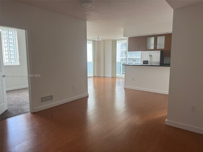 Building Photo - 601 NE 23rd St