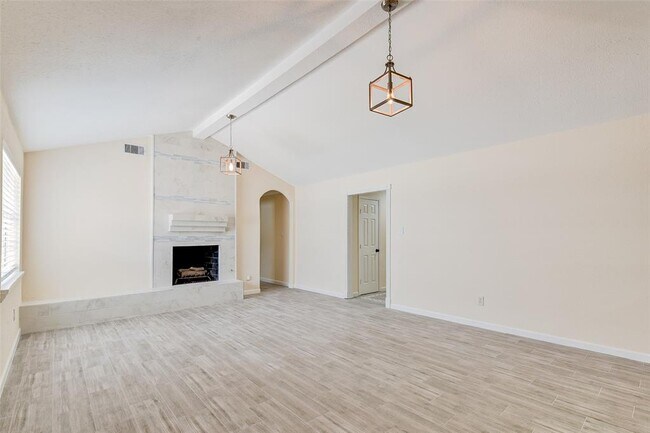 Building Photo - 10526 Huntington Way Dr