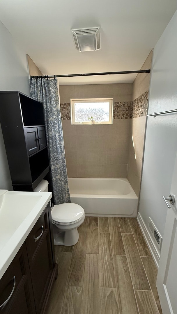 Building Photo - 8408 S Lorel Ave