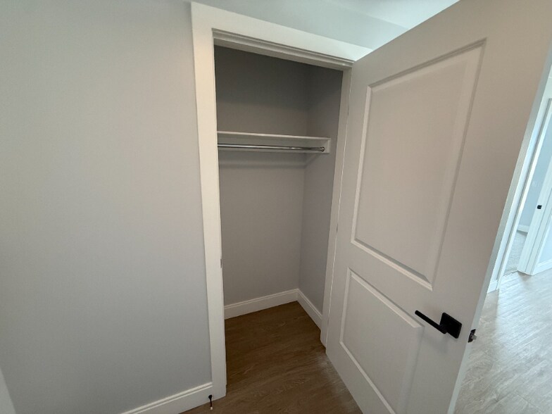 Building Photo - 1840 Market St