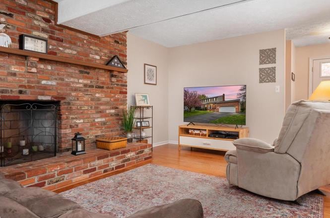 Building Photo - 1526 Palm Ct