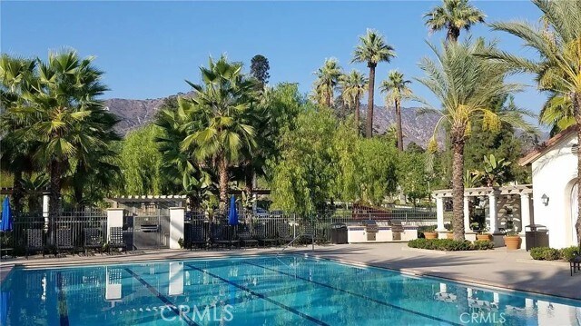 Building Photo - 908 N Acacia Ct