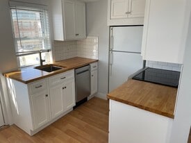 Building Photo - 72 Sohier Rd