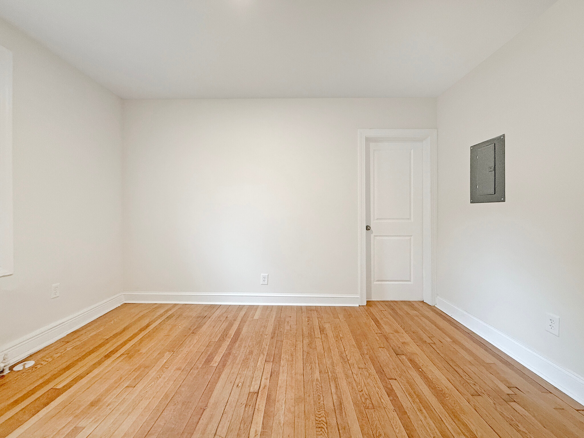 Building Photo - 4800 3rd St NW