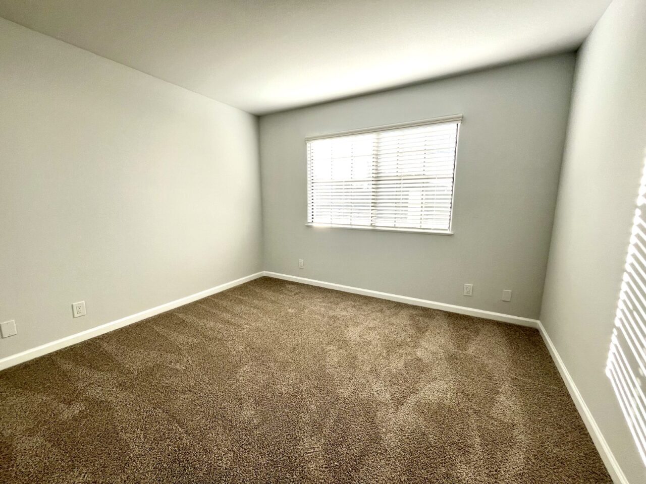 Building Photo - 107 S Lucia Ave