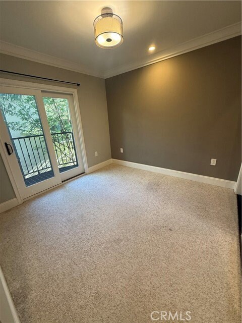 Building Photo - 158 S Sierra Madre Blvd