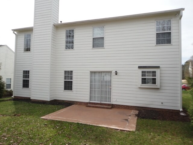 Building Photo - 209 Kindlewood Drive